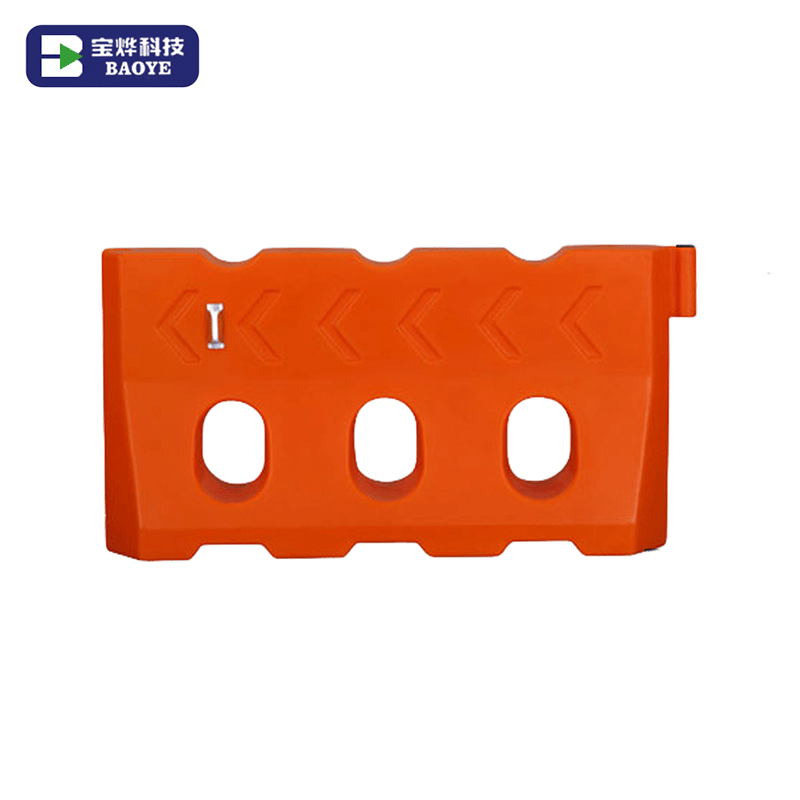 1500x800mm Heavy Duty Blow Molded Water Filled Road Barrier Plastic Traffic Safety Barrier